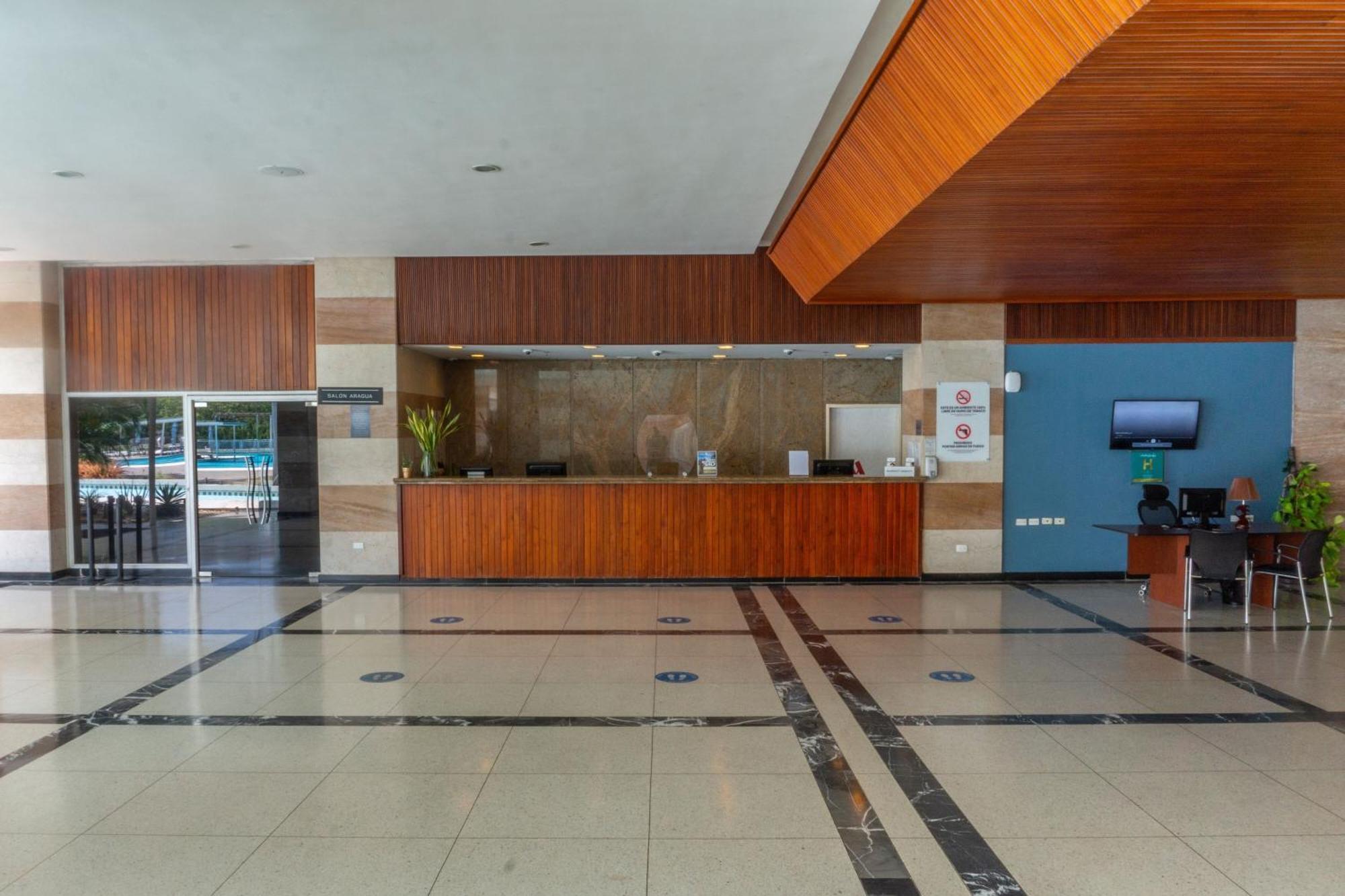 Marriott Maracay Golf Resort מראה חיצוני תמונה
